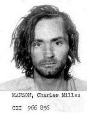 Charles Manson - Immagine utilizzata per uso di critica o di discussione ex articolo 70 comma 1 della legge 22 aprile 1941 n. 633, fonte Internet